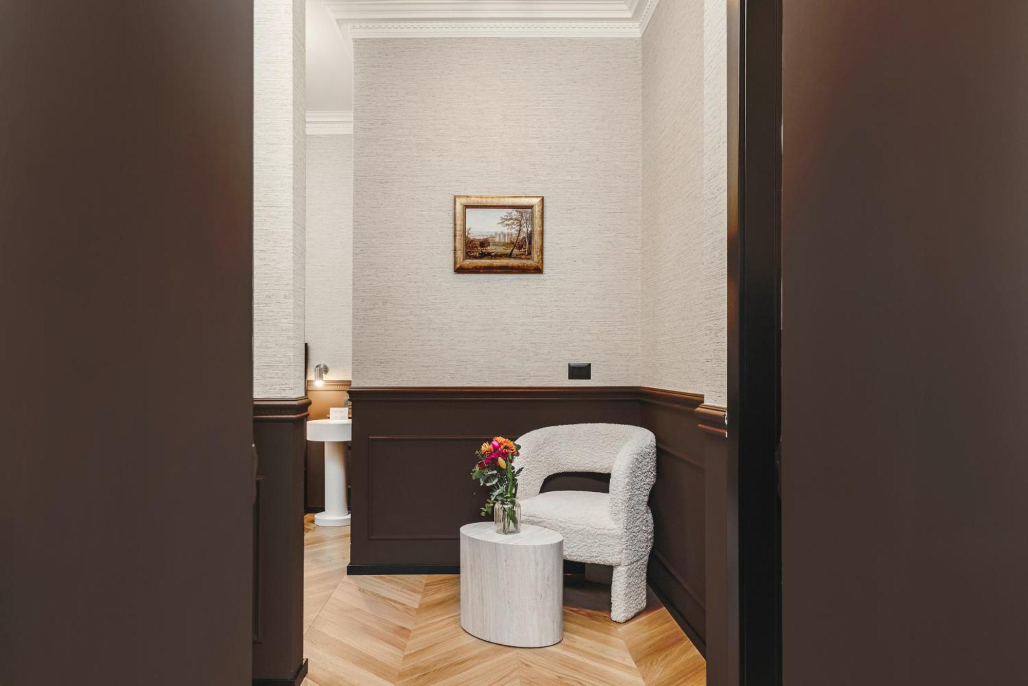 Отель The Couper Colonna Рим Экстерьер фото